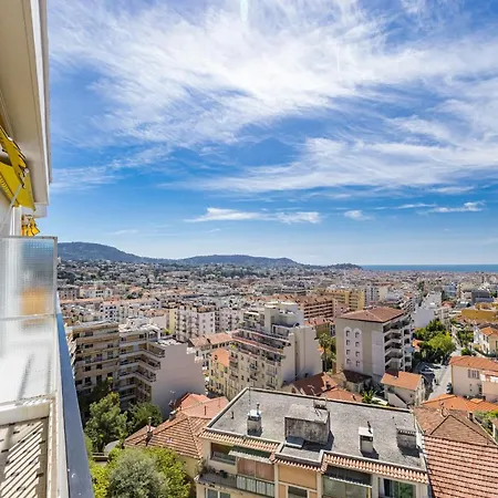 Open View & Garage Apartment Nice